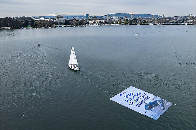 Action de bannière avec un voilier sur le lac de Zurich avec adresse à @Zurich